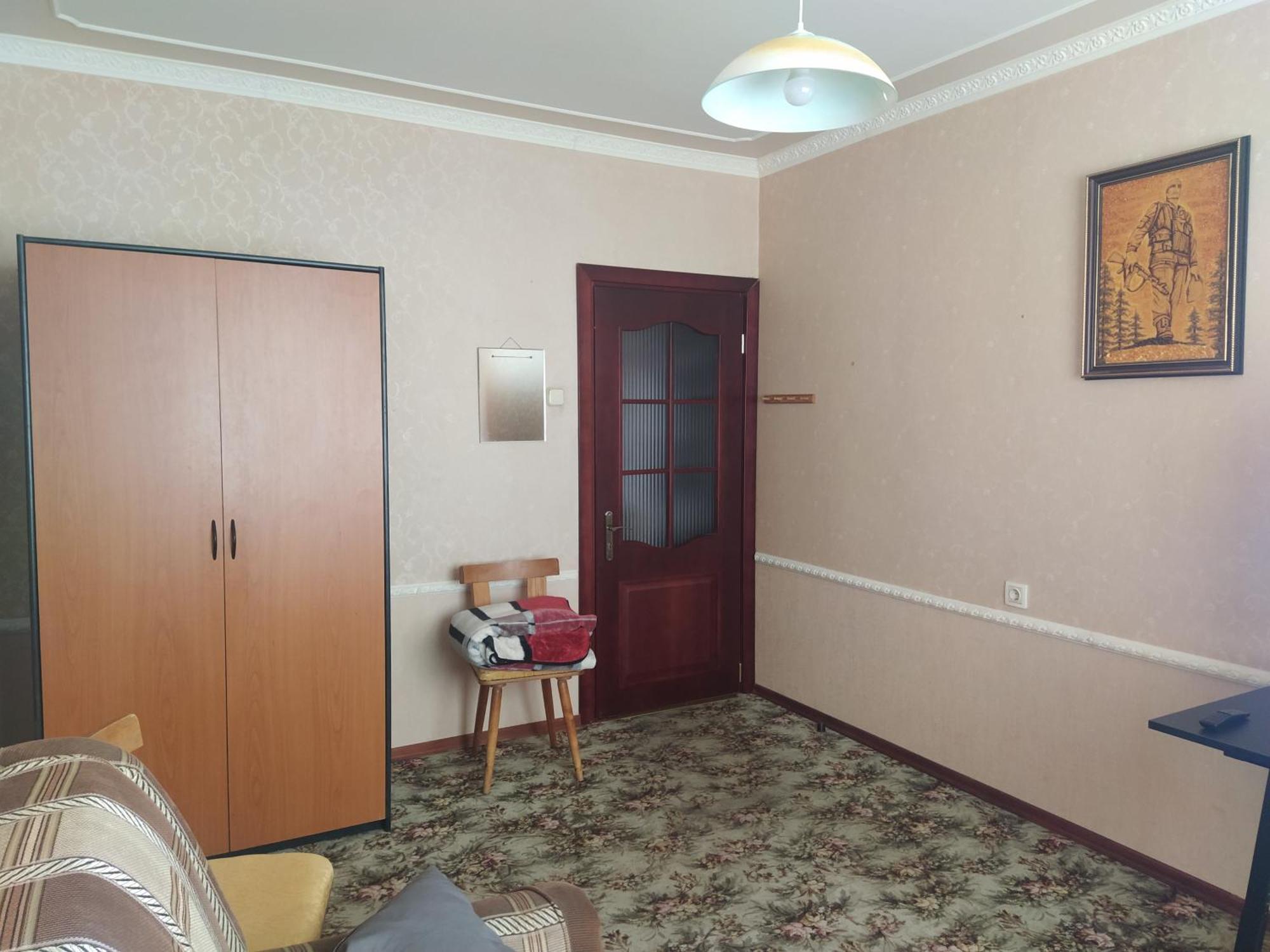 Separate In Private Flat *